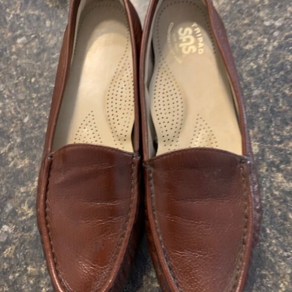 SAS brown leather loafers 9.5 - Picture 1 of 3